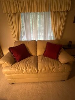 Leather Sofa and Loveseat Set (2 piece matching set) Art Van
