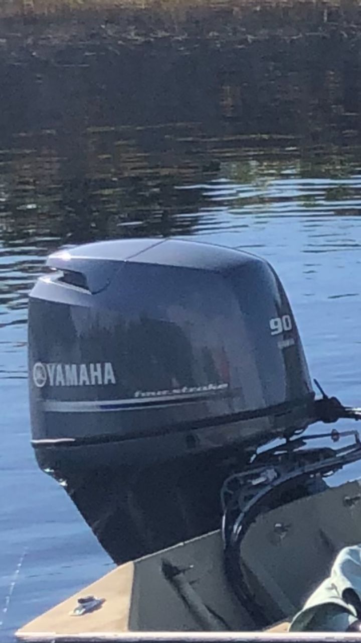 2016 Yamaha 90hp outboard motor 90hrs