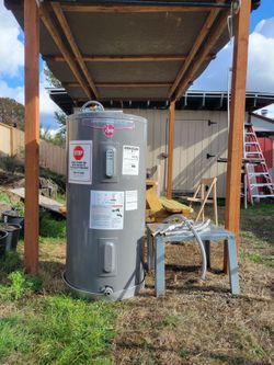 [Excellent Condition] Electric Water Heater (Manufactured July 2020)