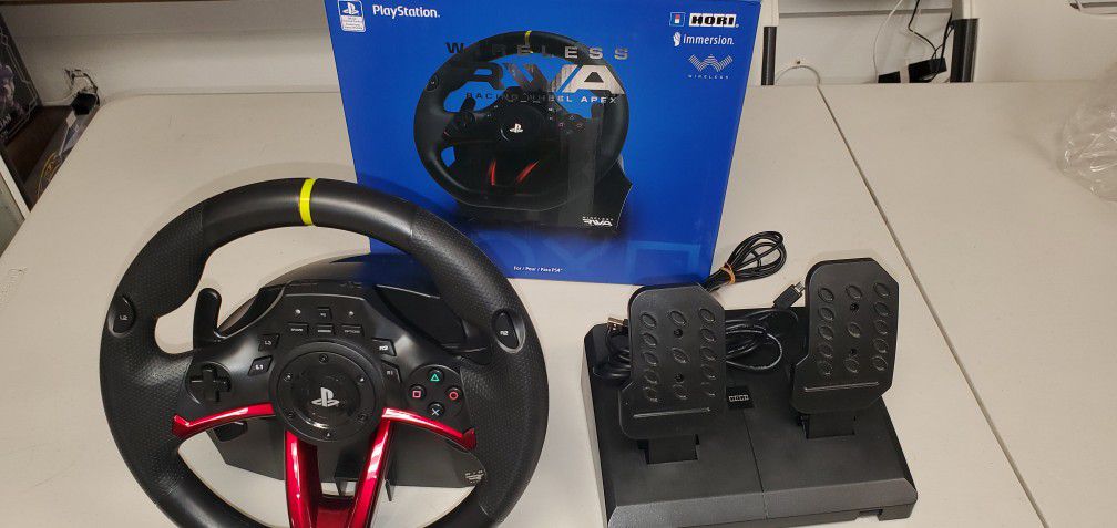 PS4 - Hori Racing Wheel Apex Wireless *Open Box*