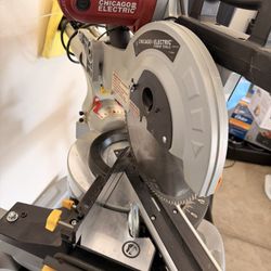 12” Compound Miter Saw And Stand