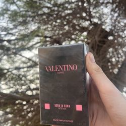 Valentino cologne