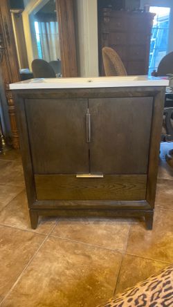 Bathroom cabinet