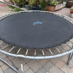 8ft Trampoline  - Small and Low to the ground