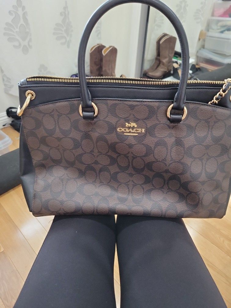 Coach Purse Authentic