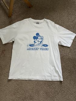 Uniqlo Disney Colab Mickey Shirt(Mens Large)