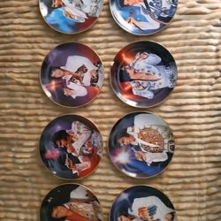 Remembering Elvis Presley plates