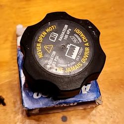 2004-2012 Chevrolet Colorado GMC Canyon radiator cap USED tapa radiador