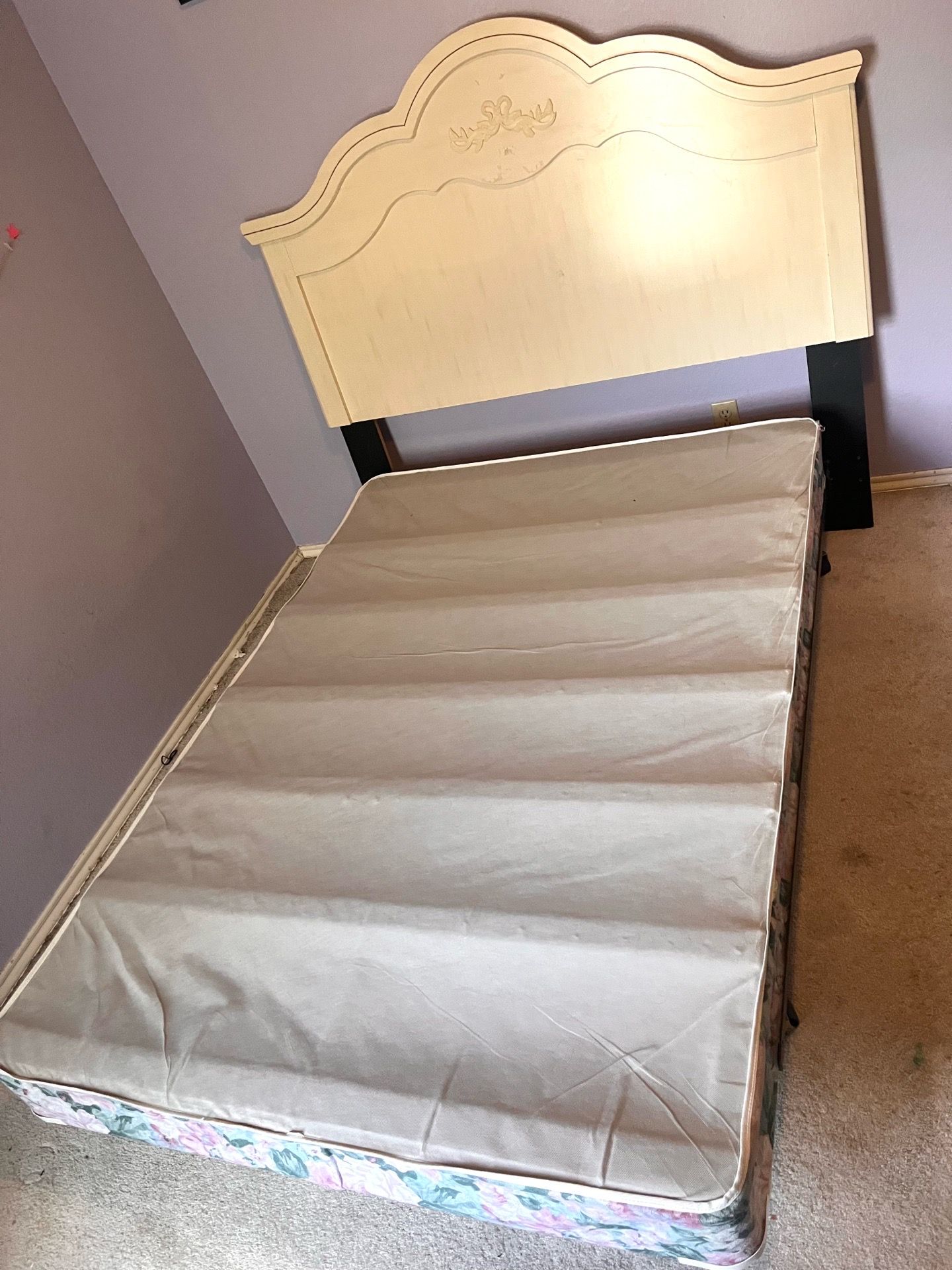Full size Bed Frame with Headboard (Pick Up Today in Cedar Park)
