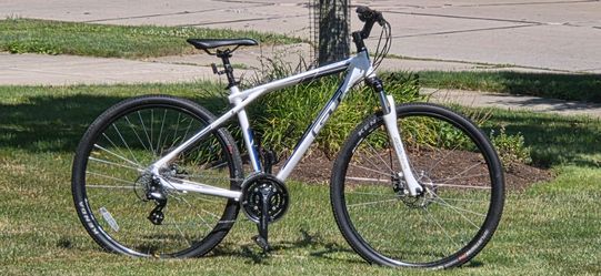 GT TRANSSEO 4.0 - HYBRID BIKE - LARGE FRAME - LOCKOUT SUSPENSION - TUNED