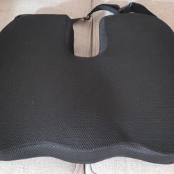 Tailbone cushion