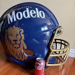 Jumbo Size Modelo Helmet
