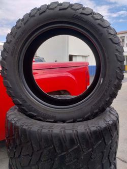 Used Tires LT 33x12.50R20 $250 set of four install mount and balance
