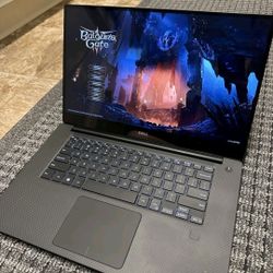 Dell XPS 15 9560 FHD 2.8 GHz i7-7700HQ 16GB RAM, 256GB SSD Geforce GTX 1050 WINDOWS 11