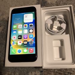 iPhone 8 64g Factory Unlock Like New 