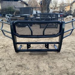 GRILL GUARD  ALMOST NEW CHEVY GMC 2(contact info removed) 11-14