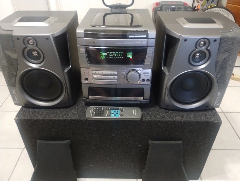 Aiwa Stereo System 