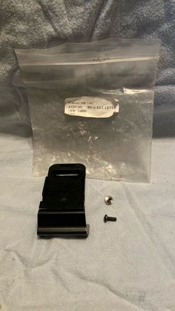 Original US. Army unissued helmet NVG goggle Bracket