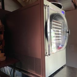 Harvest Right XL Freeze Dryer