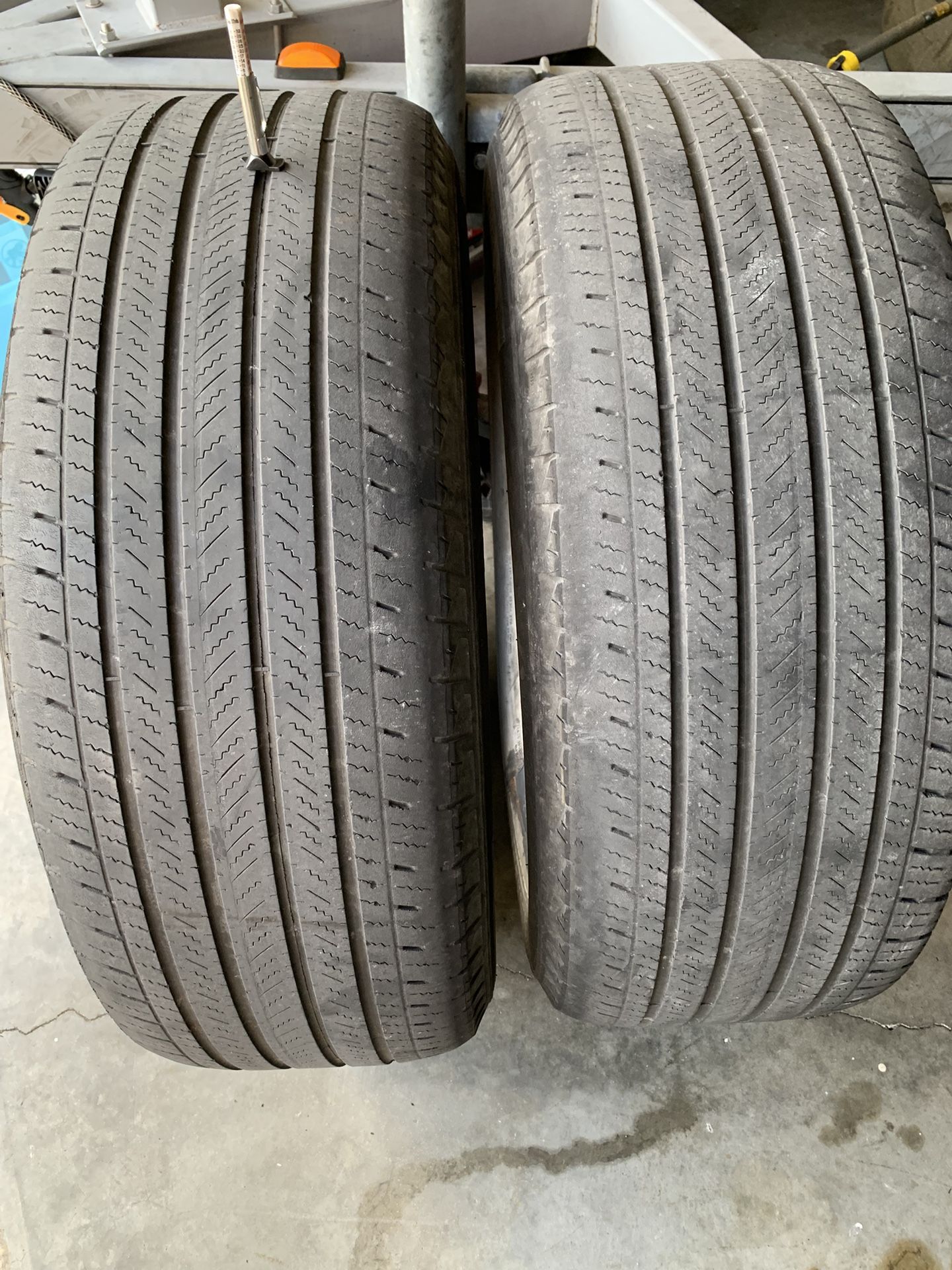 2 michelin primacy LTX tires 265/65/18 