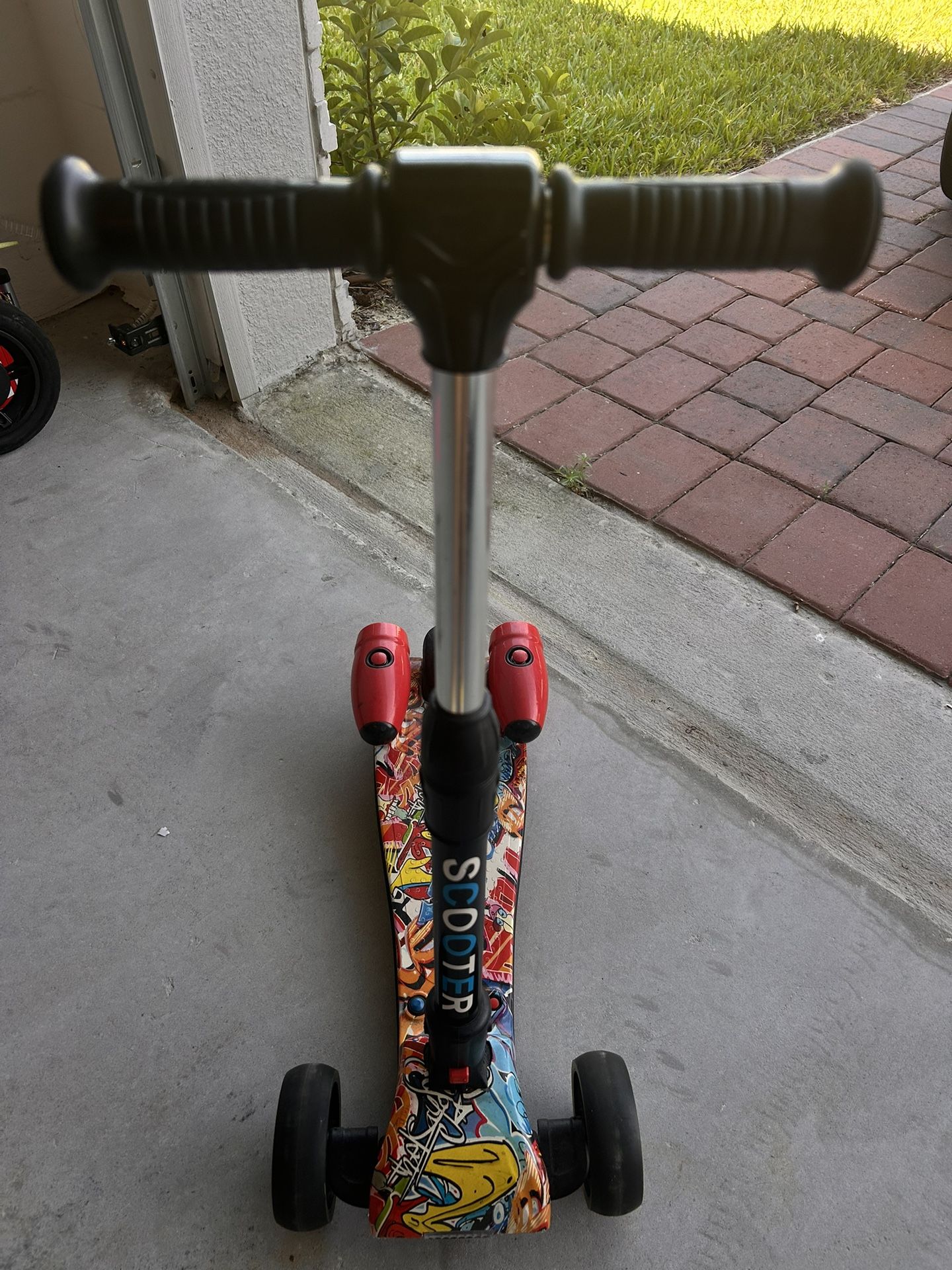 Skateboard with water-refillable smoke turbines