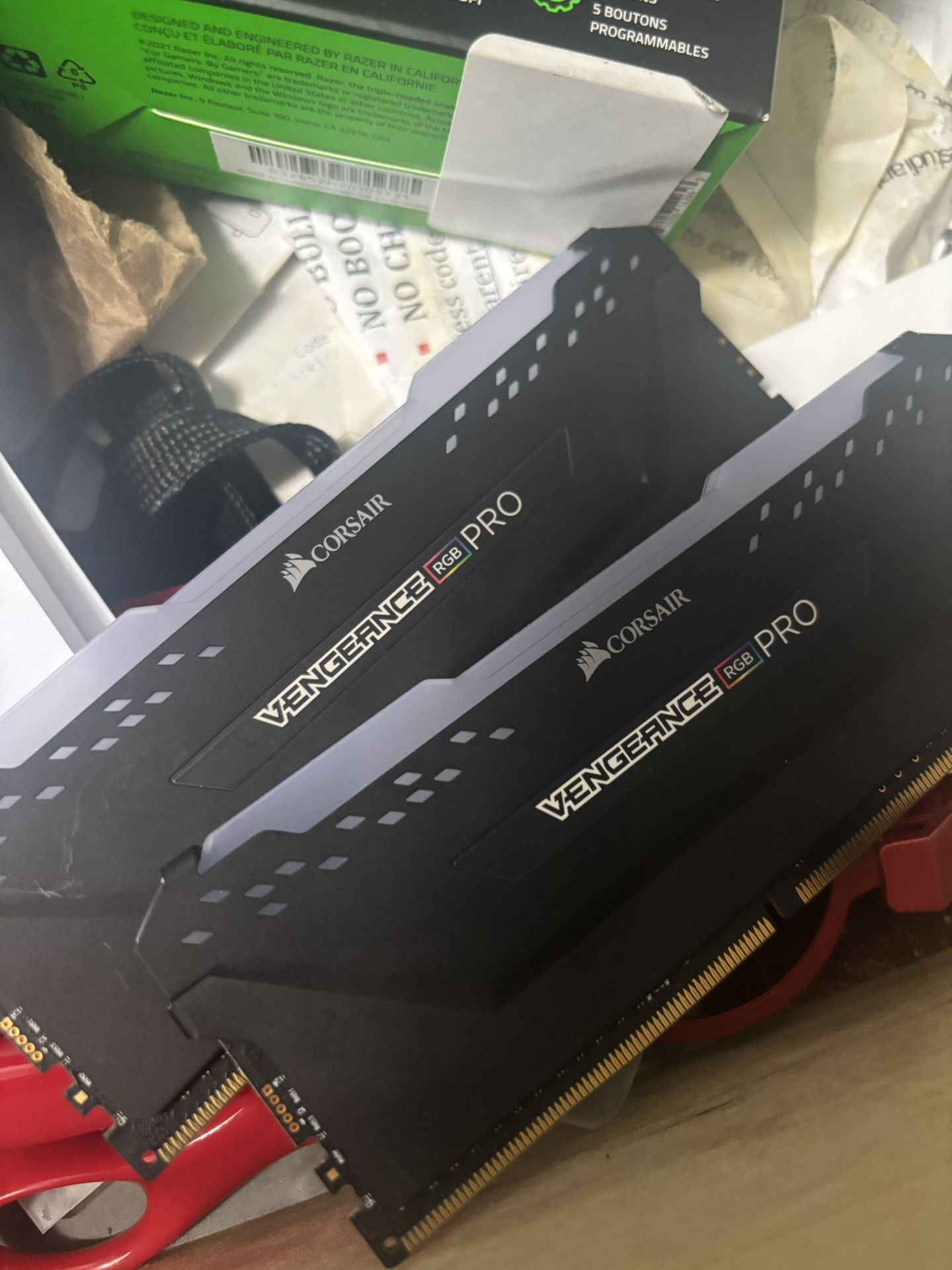 Corsair Vengeance 16GB DDR4 3200MHZ 8x2