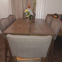 Vintage Dining Room 