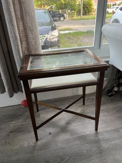 Small Side Table 