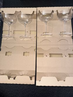 Fable The Coupe Glasses Clear NEW IN BOX $93 Retail Wine Champagne Drink Cup