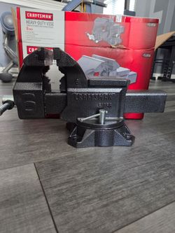 NEW  Vise  Craftsman 6 Inch. READ BELOW. Lea a continuación. PRECIO FIRME. FIRM PRICE