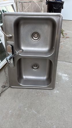 Kitchen sink