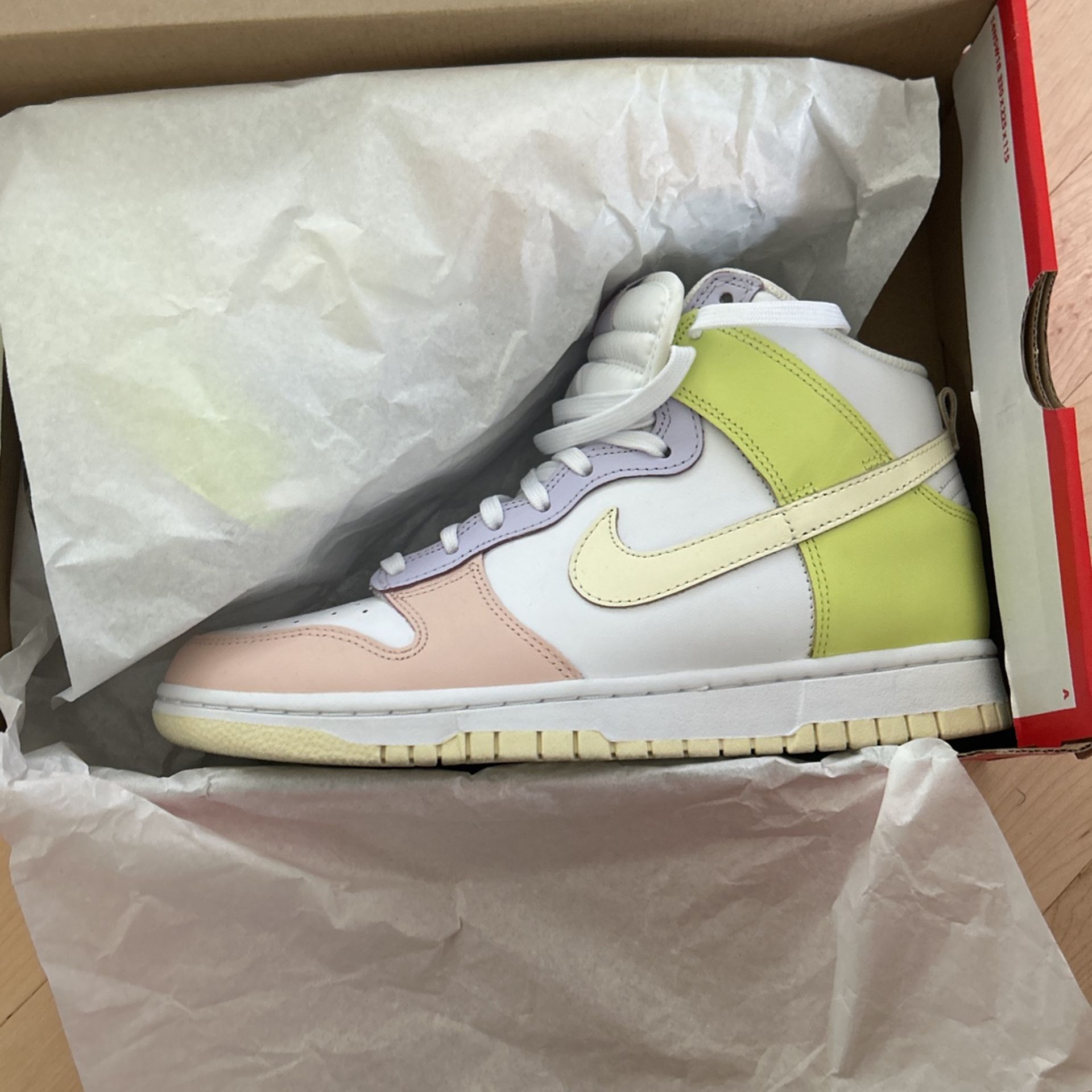 Nike Dunks High Lemon Pastel Twist - Main Image