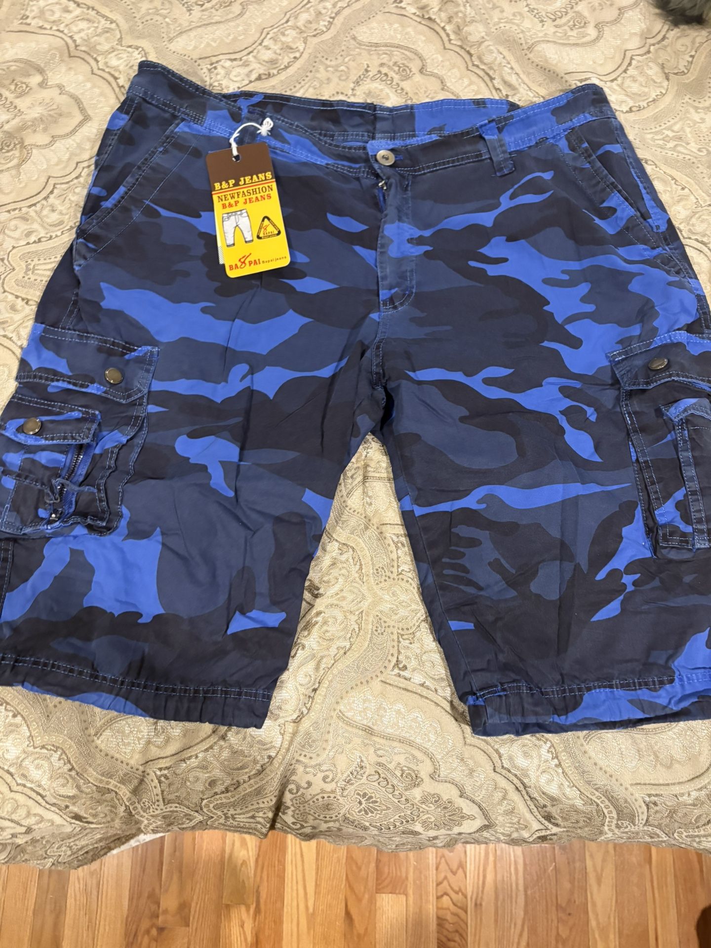 B&P Jeans Cargo Shorts *BRAND NEW w/ TAGS*