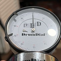 DrumDial Precision Drum Tuner Made in USA w/ Apache 1800 Hard Case Excellent