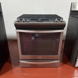 Whirlpool gas stove with 5 burners in perfect condition, working perfectly.  Delivery and installation included, with a 3-month warranty.