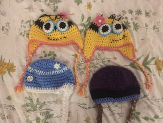 Minions y Elsa y Ana