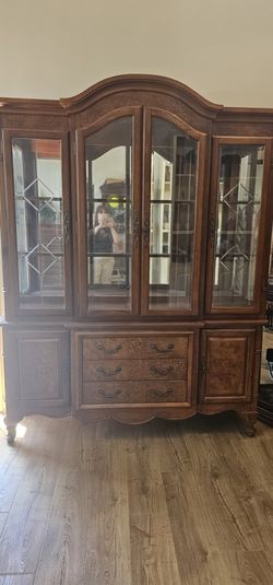 China Cabinet 