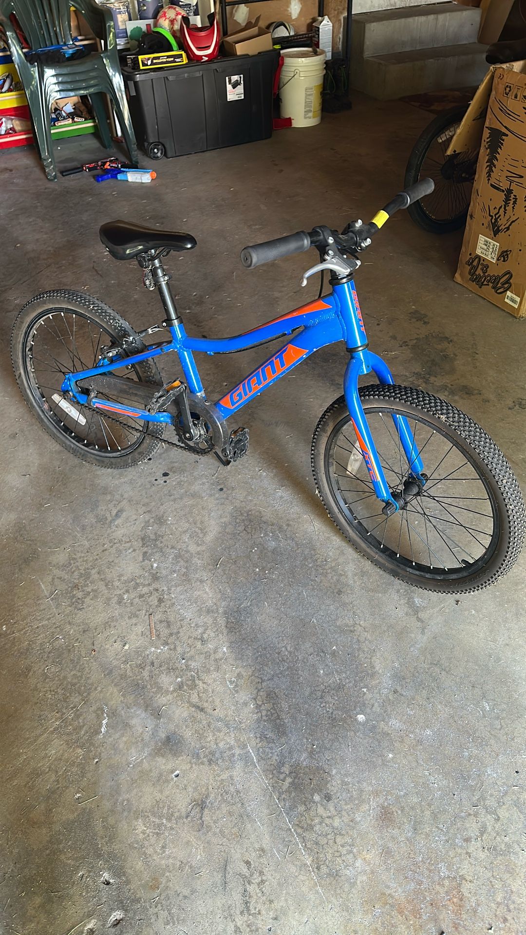 Giant Blue And Orange 18 Inch Tires