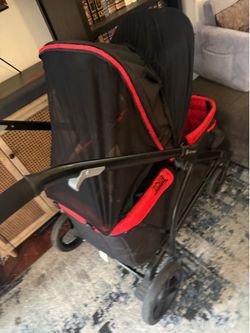 Tour baby trend wagon
