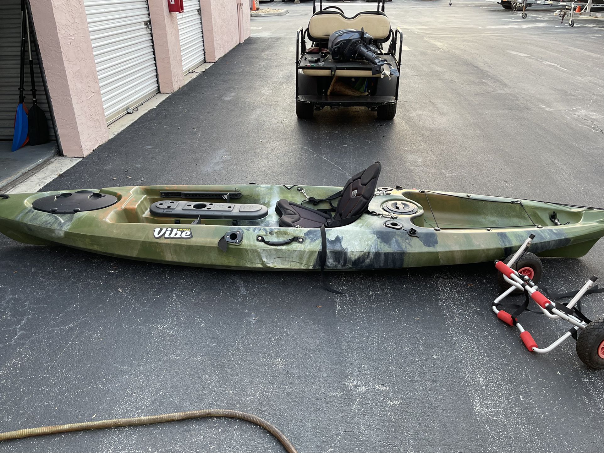12 Ft Vibe Kayak With Rudder 