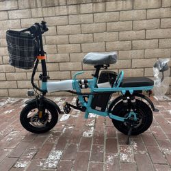 Folding electric bicycle