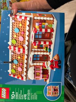 LEGO Festive Gingerbread House Set 40809
