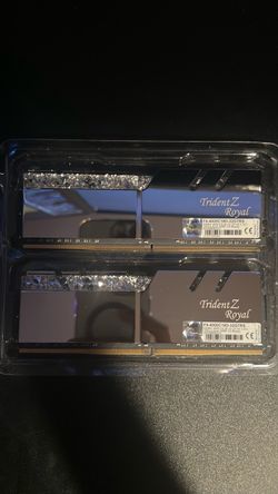 16x2 32GB DDR4 4000mhz Trident Z Royal ram