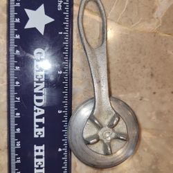Vintage Pie Crimper All Metal Pastry Crust Cutter. 