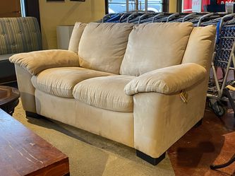 Plush Neutral Loveseat w/ Attached Cushions