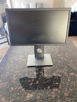 Dell Adjustable LCD Monitor – Excellent Condition – Black