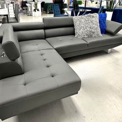 Brand New Leather Sectional Sofa / Sofa Seccional Nuevo a Estrenar … Delivery Available 🚚