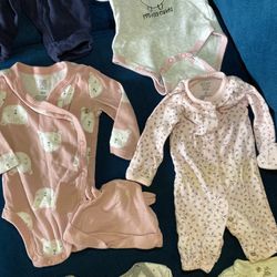 Girls Clothes - Newborn to 3 Months 