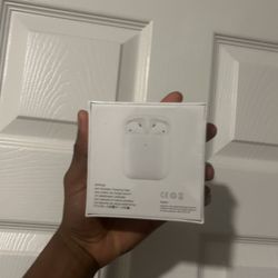 AirPods