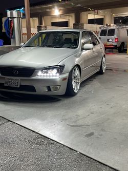 2001 Lexus IS 300